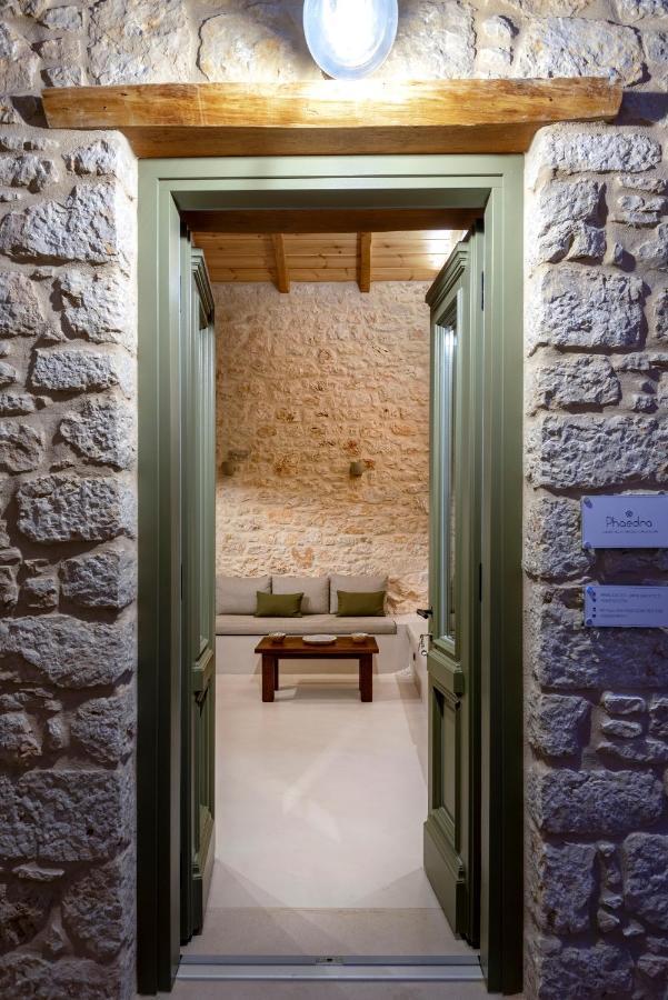 Villa Phaedra Chalki Town Zewnętrze zdjęcie