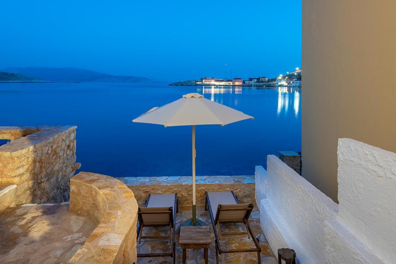 Villa Phaedra Chalki Town Zewnętrze zdjęcie